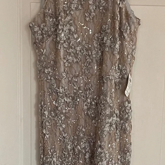 XSCAPE  “Andrea” Halter Neck Soutache Lace Floor Length Dress - Picture 2 of 3